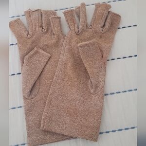 💚10 for $10💚 Bundle and save Compression Gloves